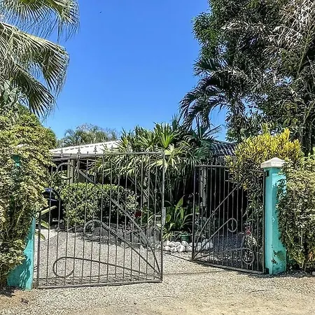 Casa Oasis In The Center Of Puerto Jimenez Villa Exterior photo